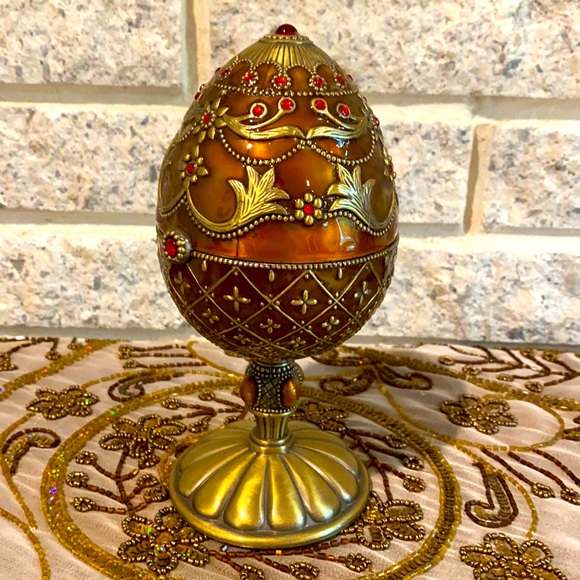 Decorative new musical faberge egg - Picture 1 of 9